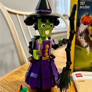 Lego Set Three-in-One Mystic Witch #40562